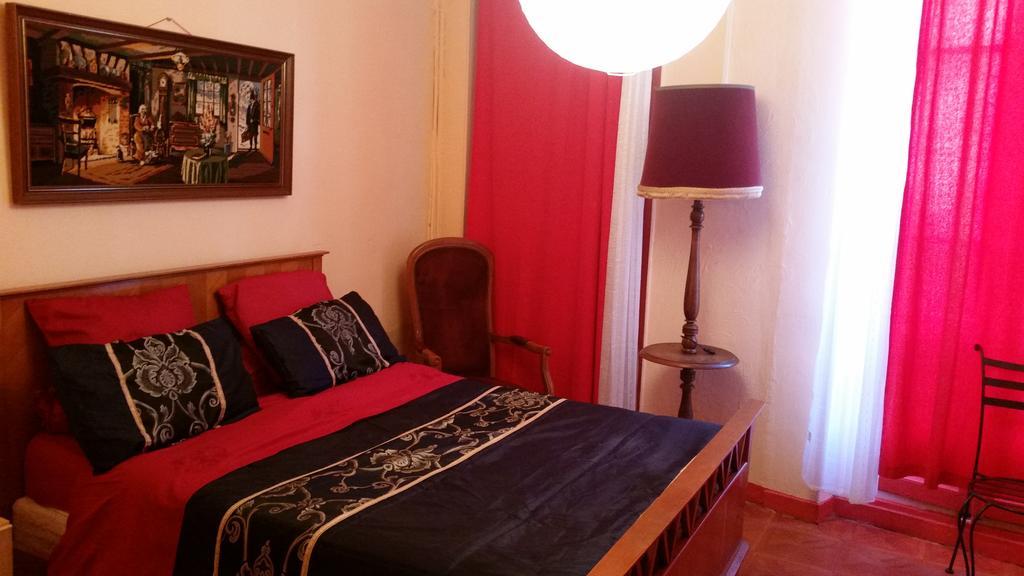 Hotel Des Allees Марсель Номер фото