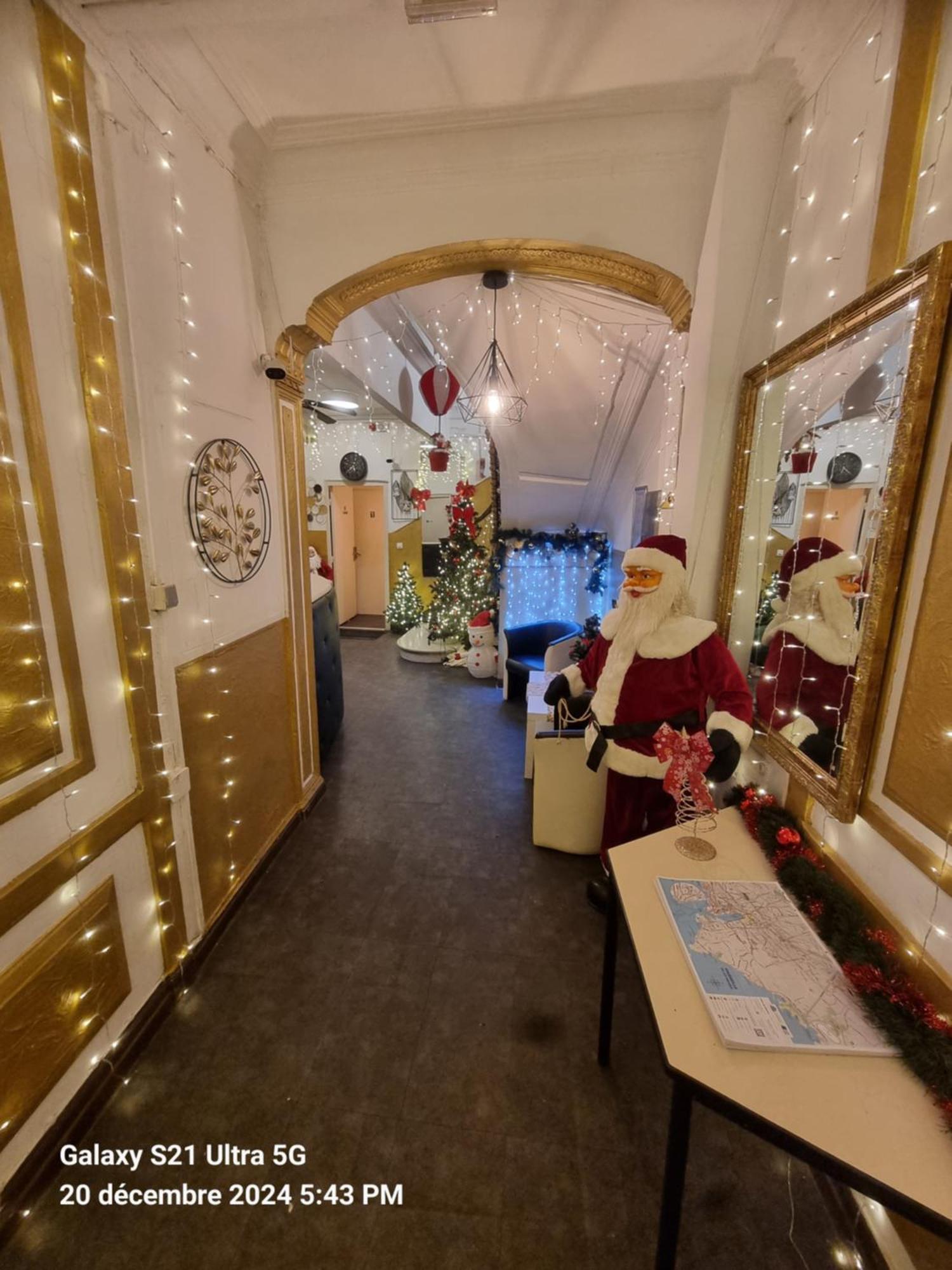 Hotel Des Allees Марсель Экстерьер фото